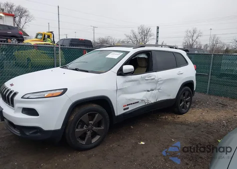 2016 Jeep Cherokee 75Th Anniversary z USA, uszkodzony, nr VIN 1C4PJMCB1GW270586